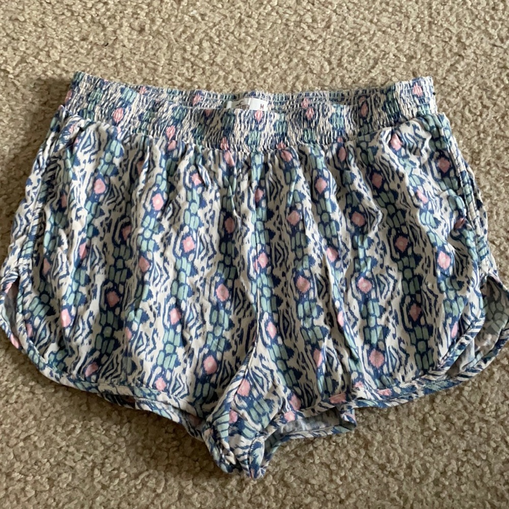 Hollister Flowy Shorts